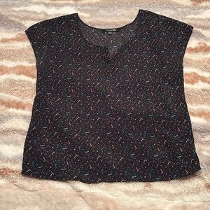 Forever 21 Short Sleeve Top